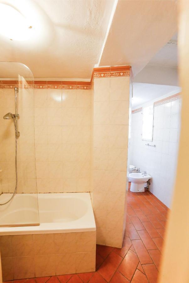 Traditional Close To The Duomo - Private Yard! Appartement *