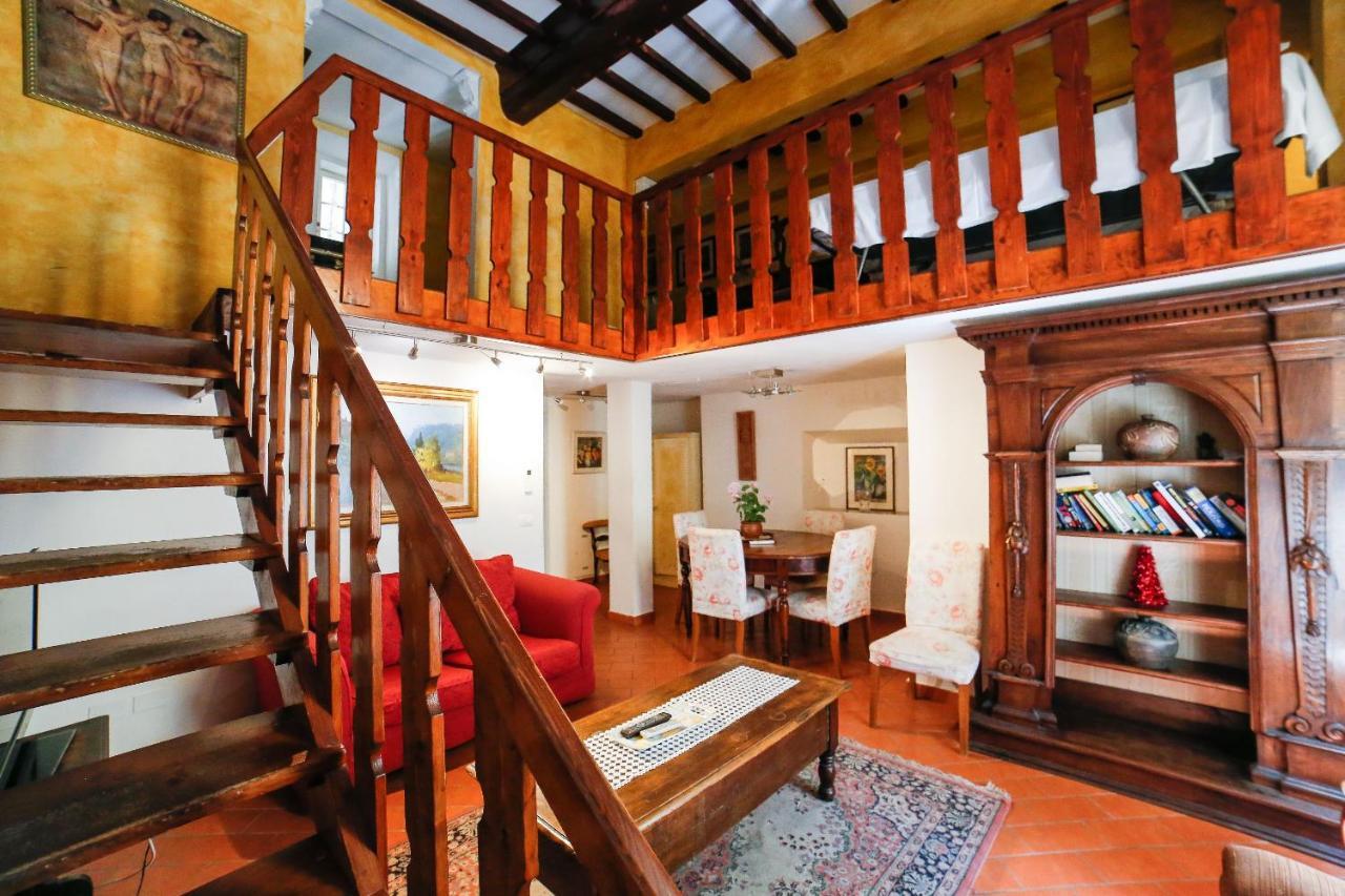 Traditional Close To The Duomo - Private Yard! Appartement *